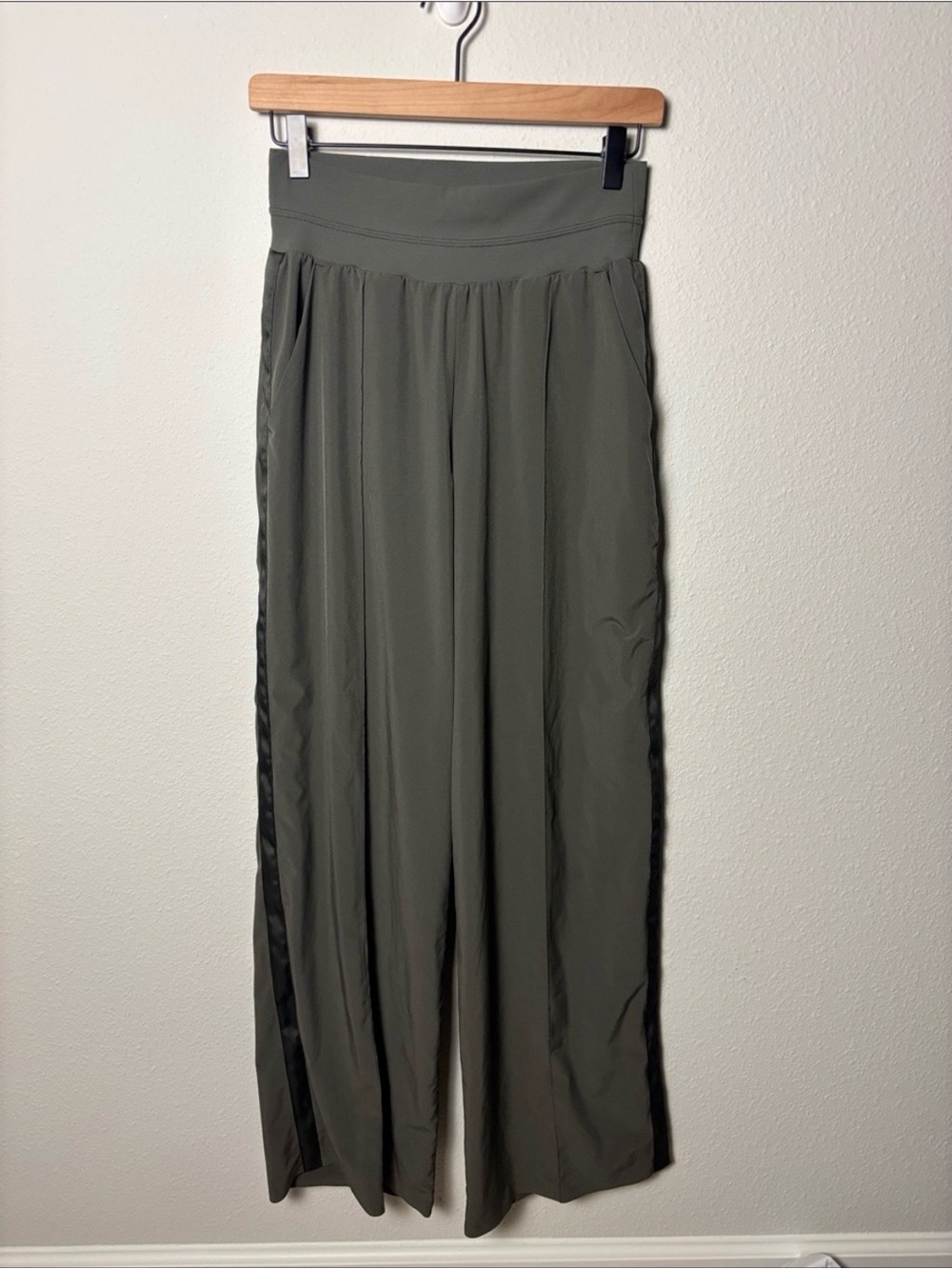 Athleta Nolita Wide Leg Pull-On Pants - Olive Green
